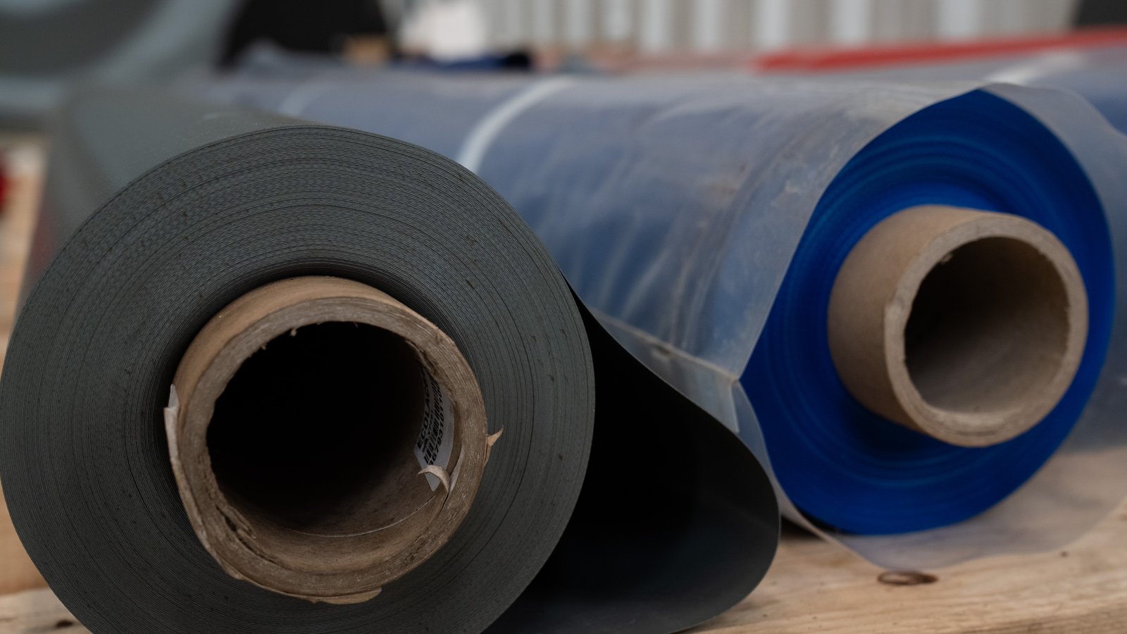 Bâche sur mesure - Atelier de fabrication